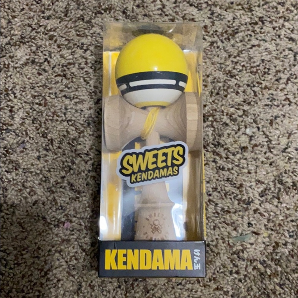 Sweets kendamas